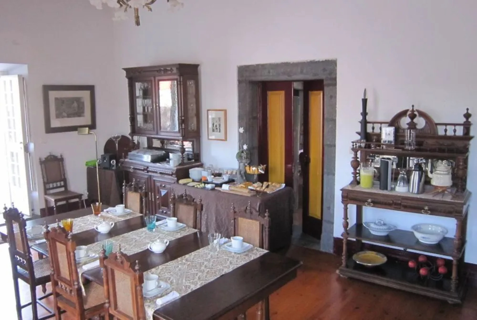 Solar da Glória ao Carmo