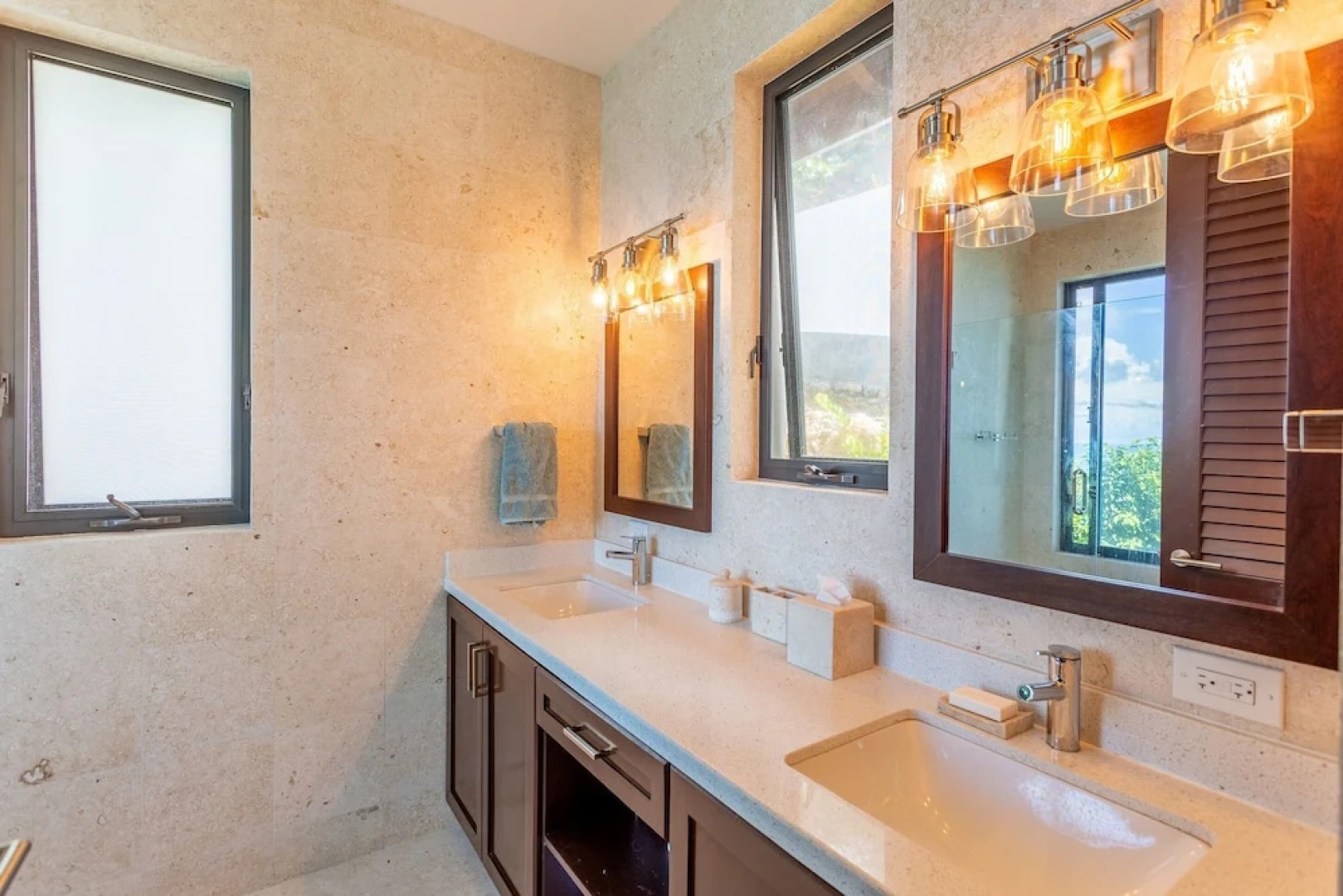 M&M Cooper Bay - The Cooper Bay Villas