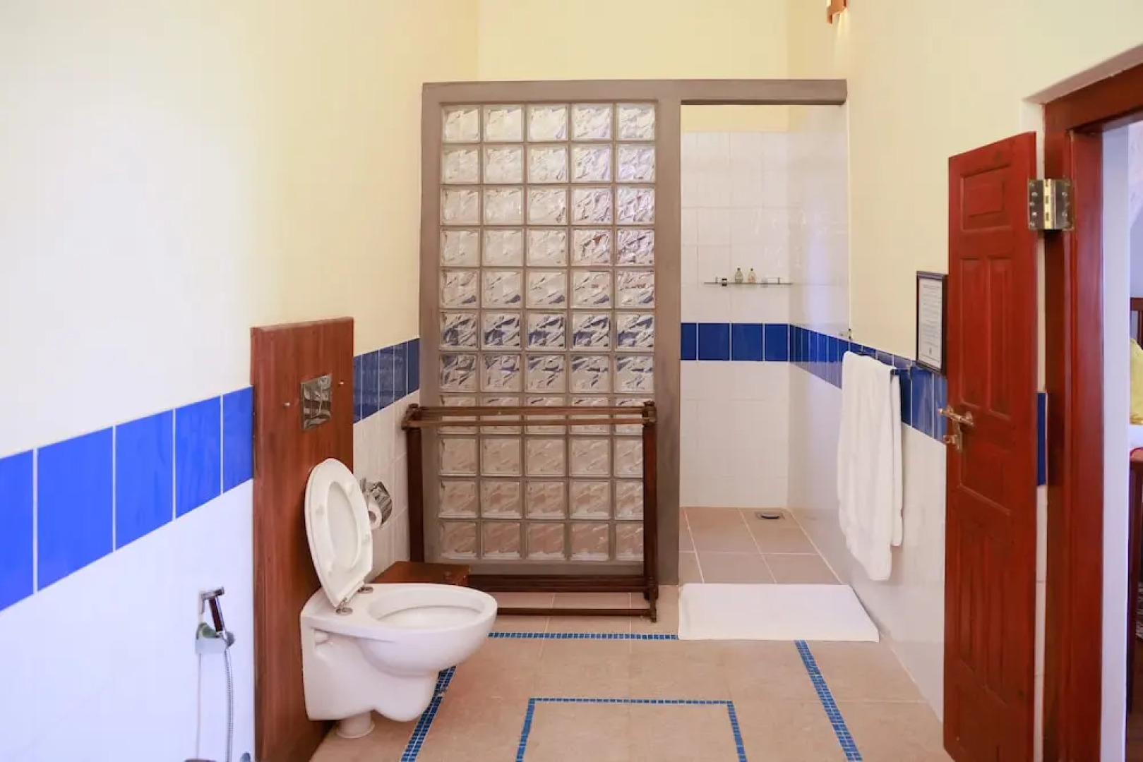 South Point Villa - Whole Villa (Sleeps 6)