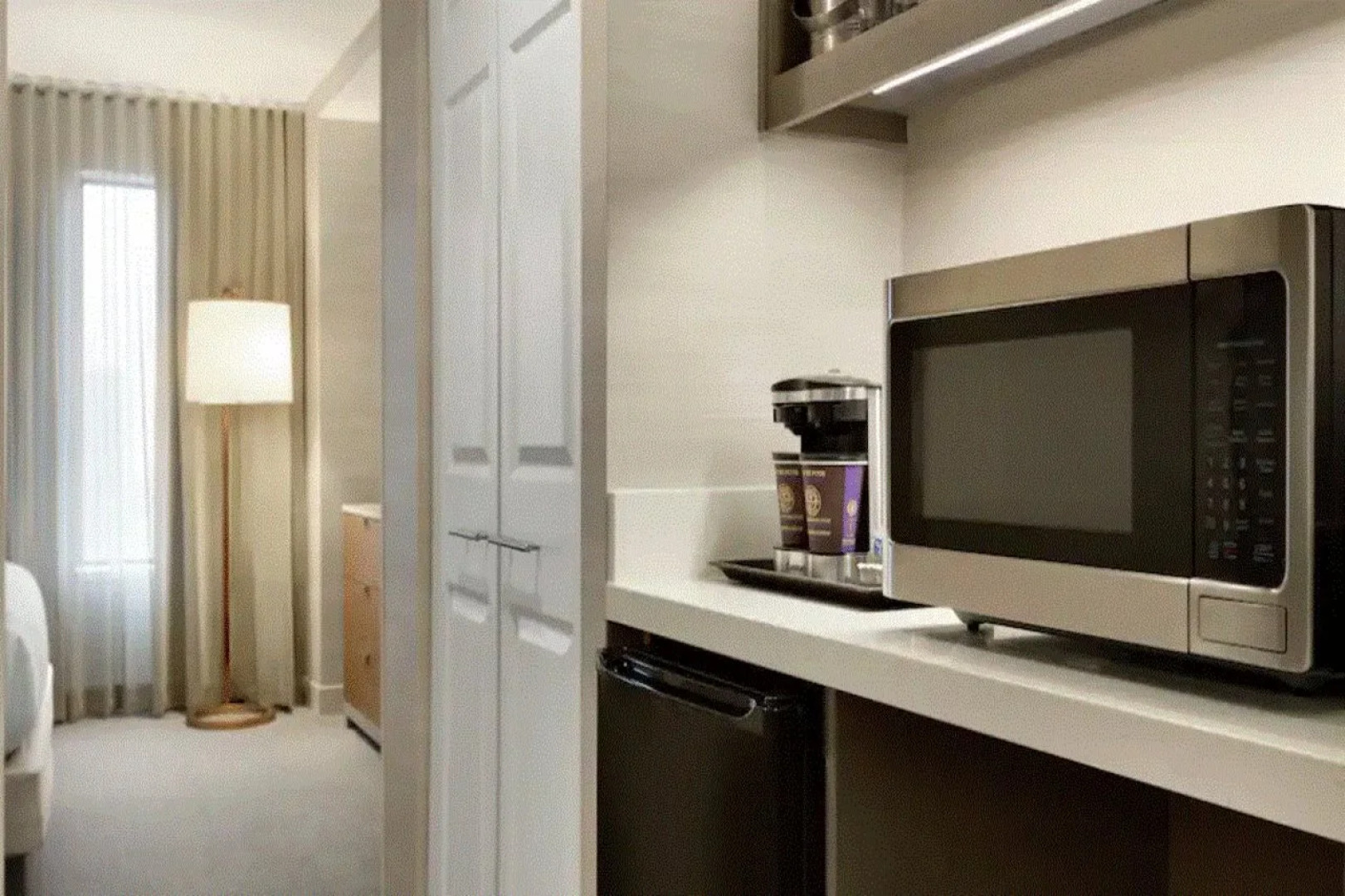 DoubleTree Suites by Hilton Hotel Boston - Cambridge