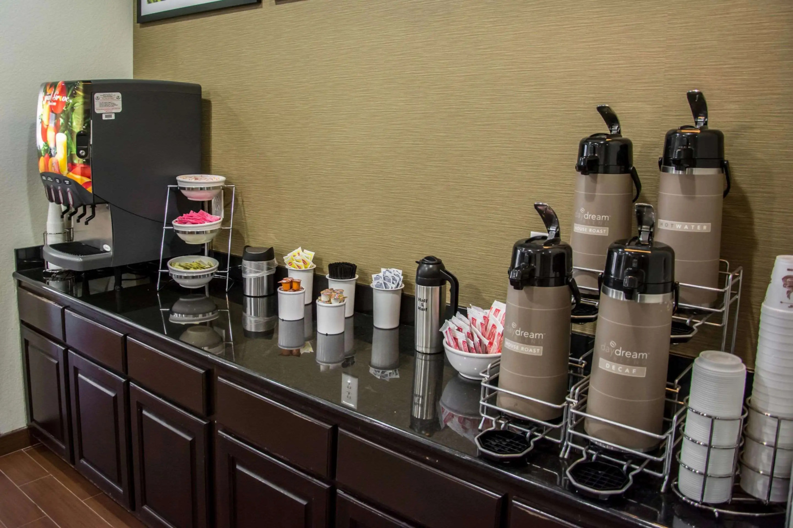 Sleep Inn & Suites Center