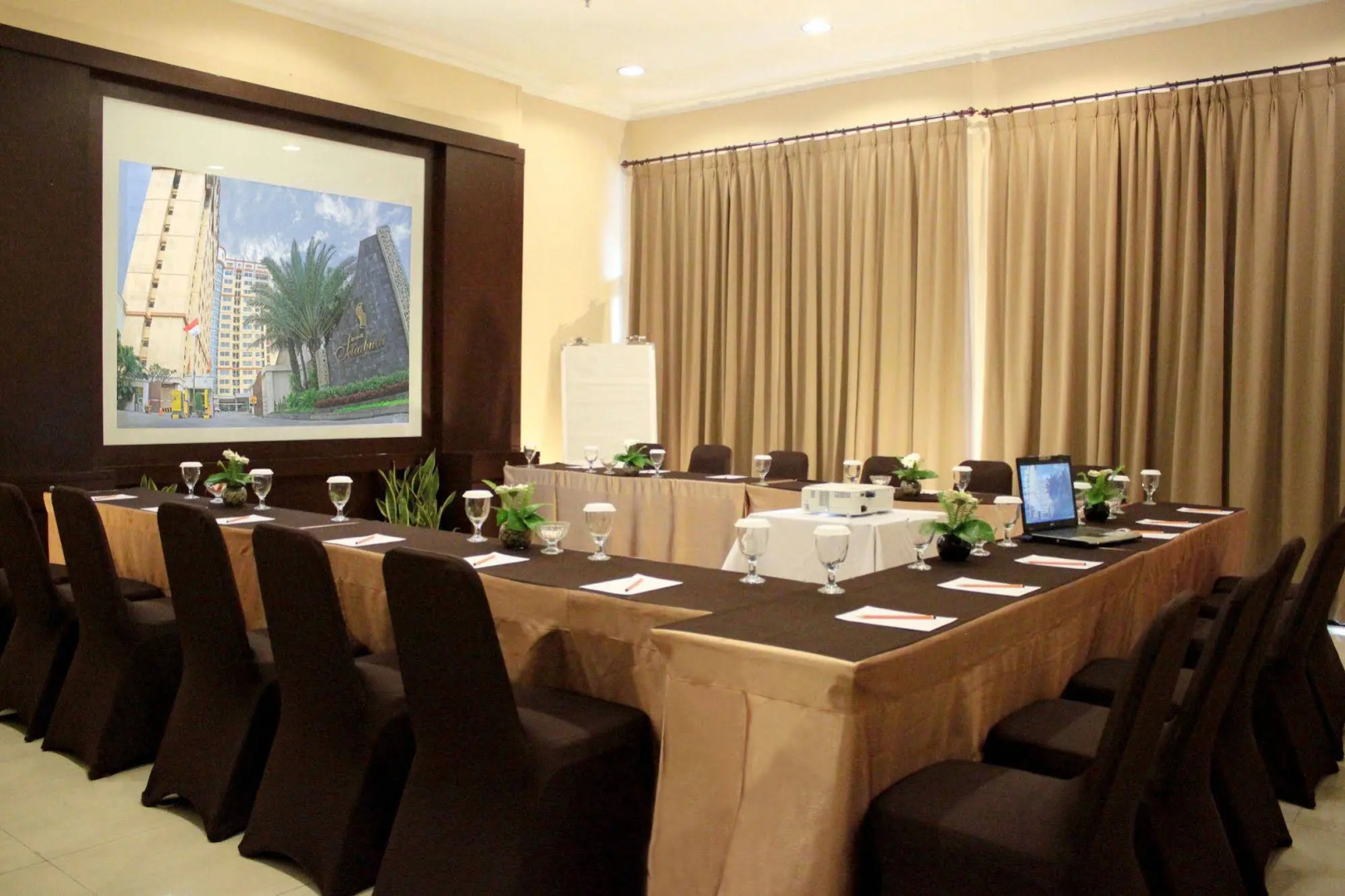 Grand Setiabudi Hotel