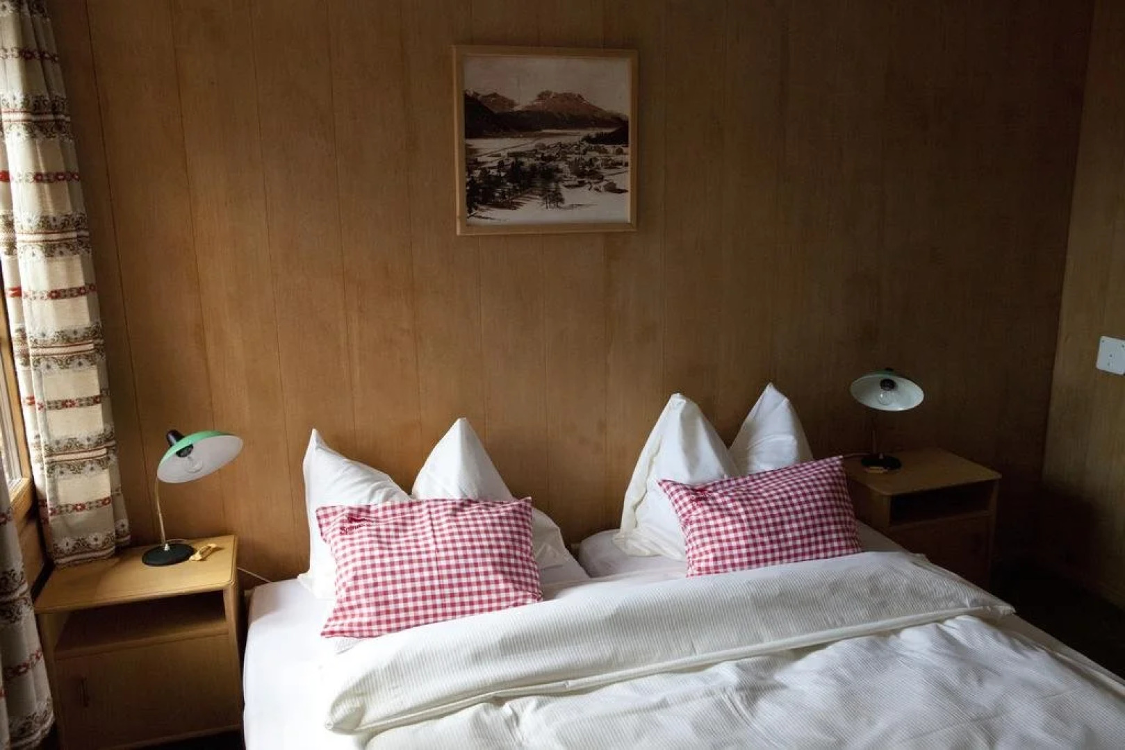 Spinas Gasthaus Val Bever - Hostel