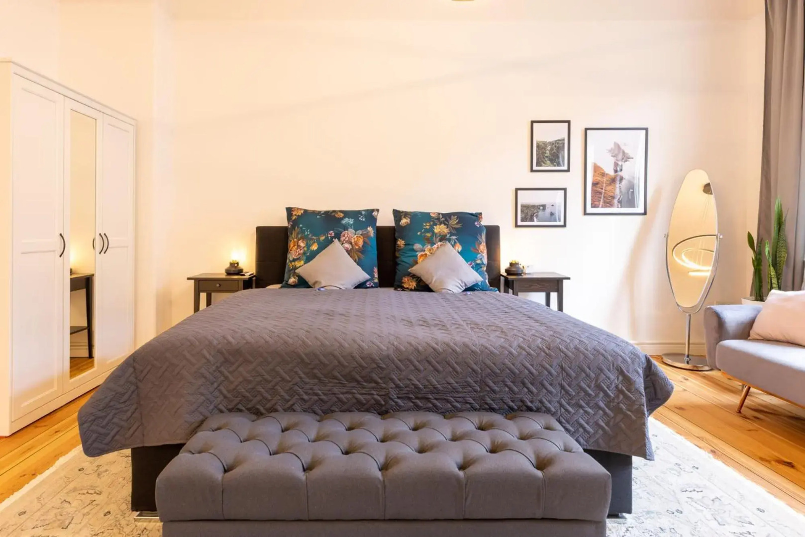 Zentral in Coburg: Exklusive Stadtwohnung – ideal für Gruppen