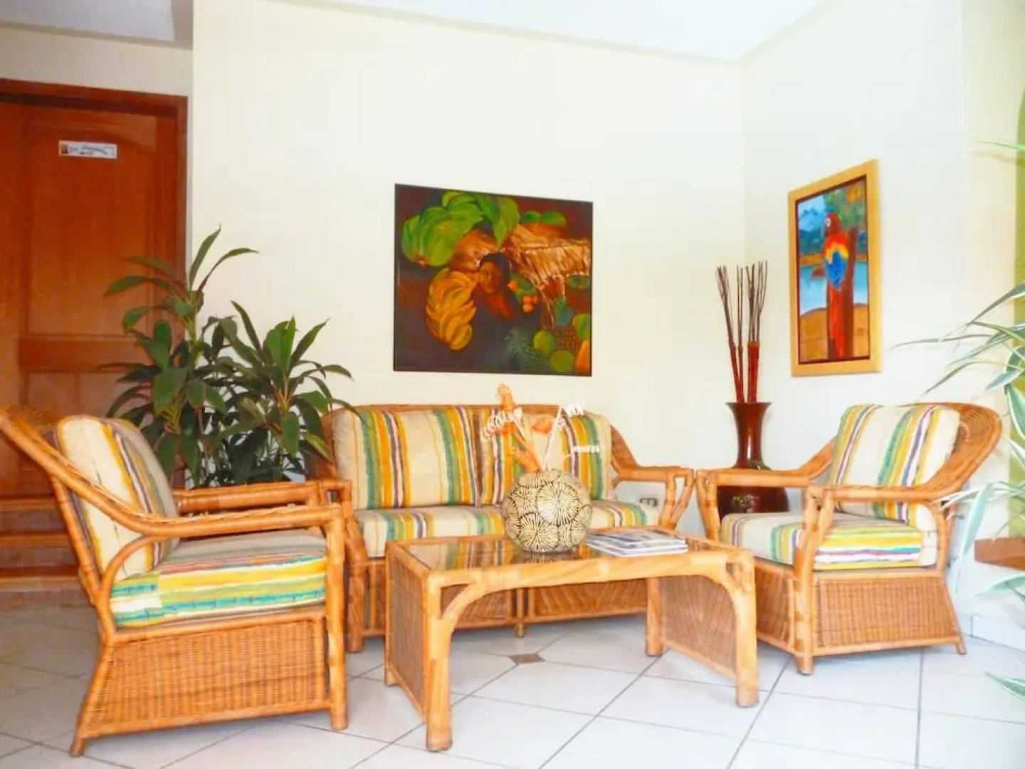 THE Green Frog Inn Bed and Breakfast