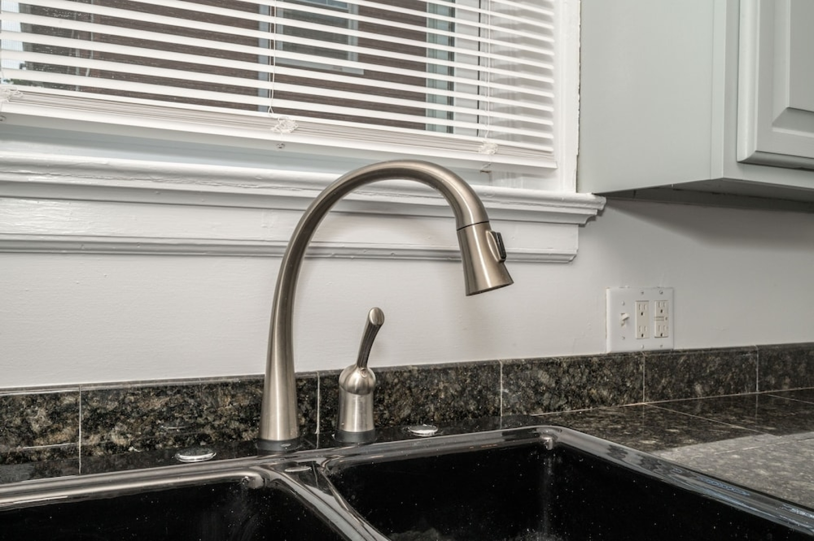 Devou Park Cottage 1