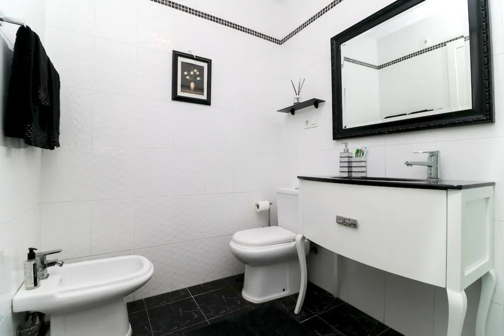 La Costa Paradise - Amazing Beachfront Apartment, Glazed Terrace With Sea Views