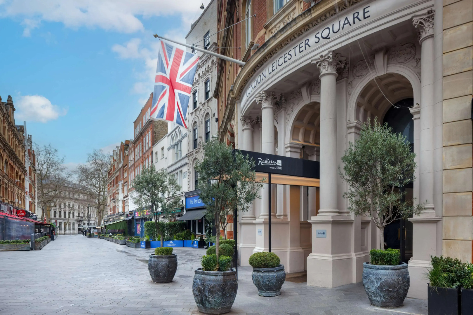 Radisson Blu Hotel, London Leicester Square