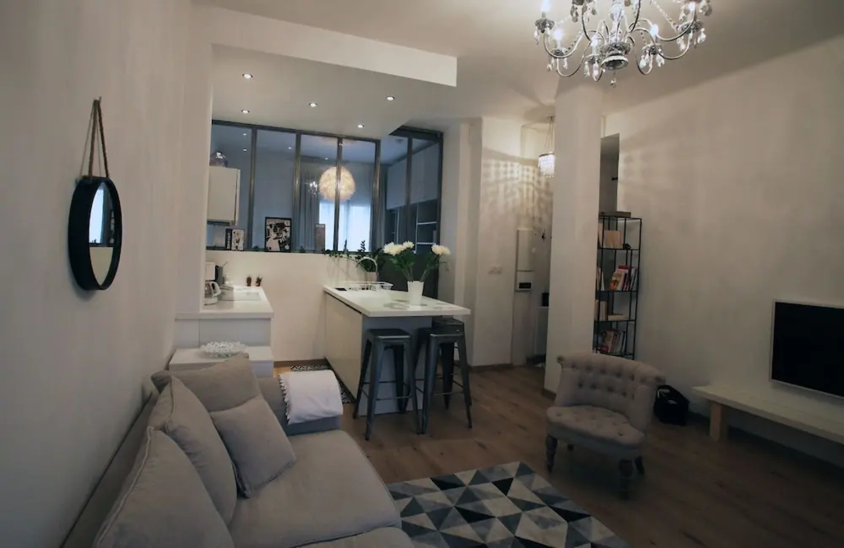 Annecy, apartment with car park near downtown and lake