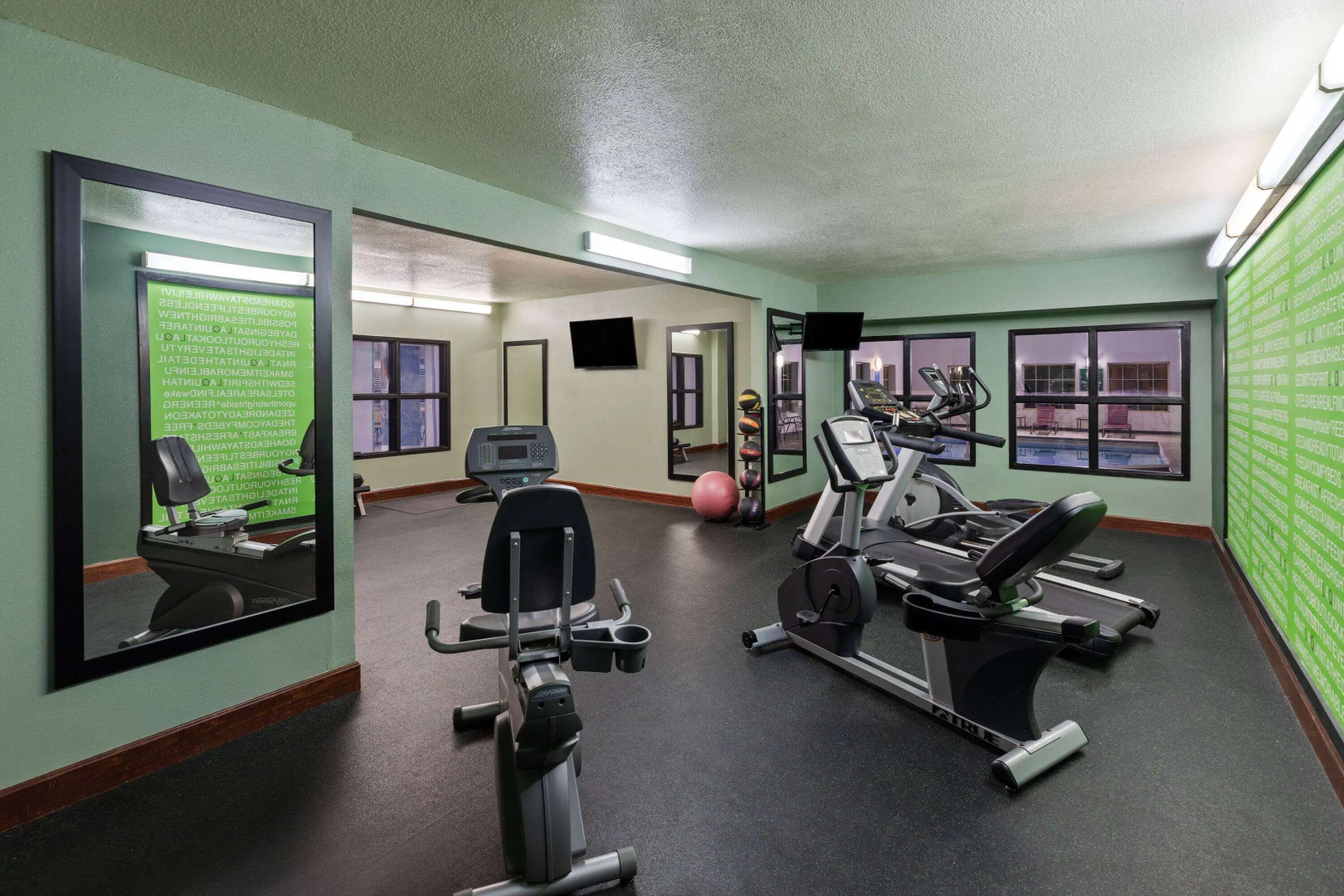 La Quinta Inn & Suites by Wyndham Olathe