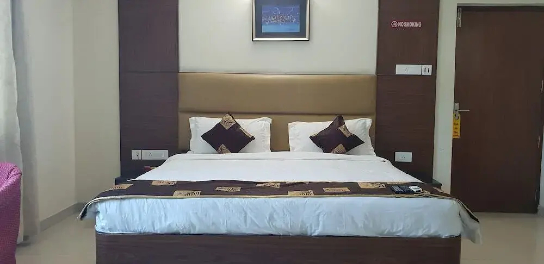 Sri Kaliswari Le Orchids