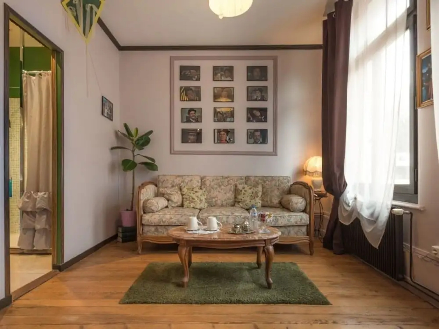 Suivez le Lapin Blanc