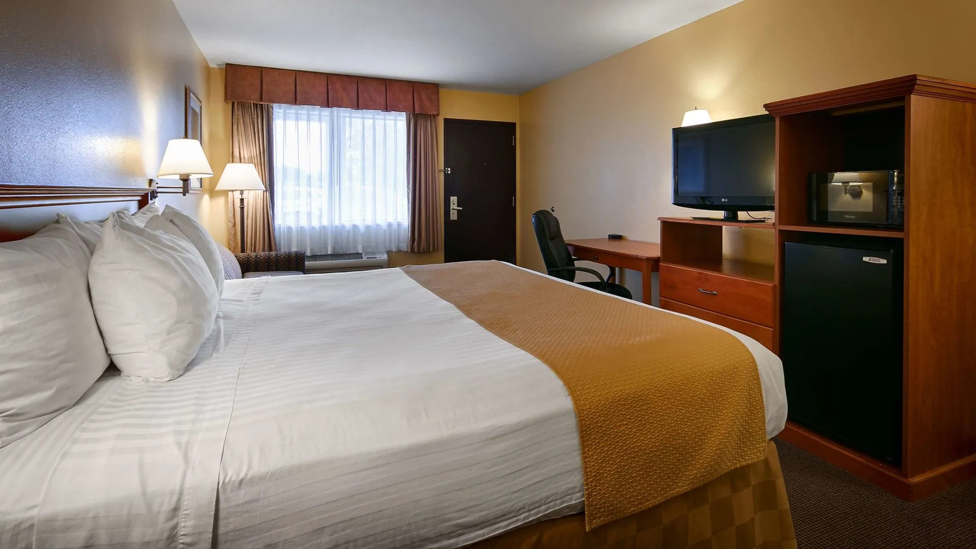 Best Western Oakridge Inn