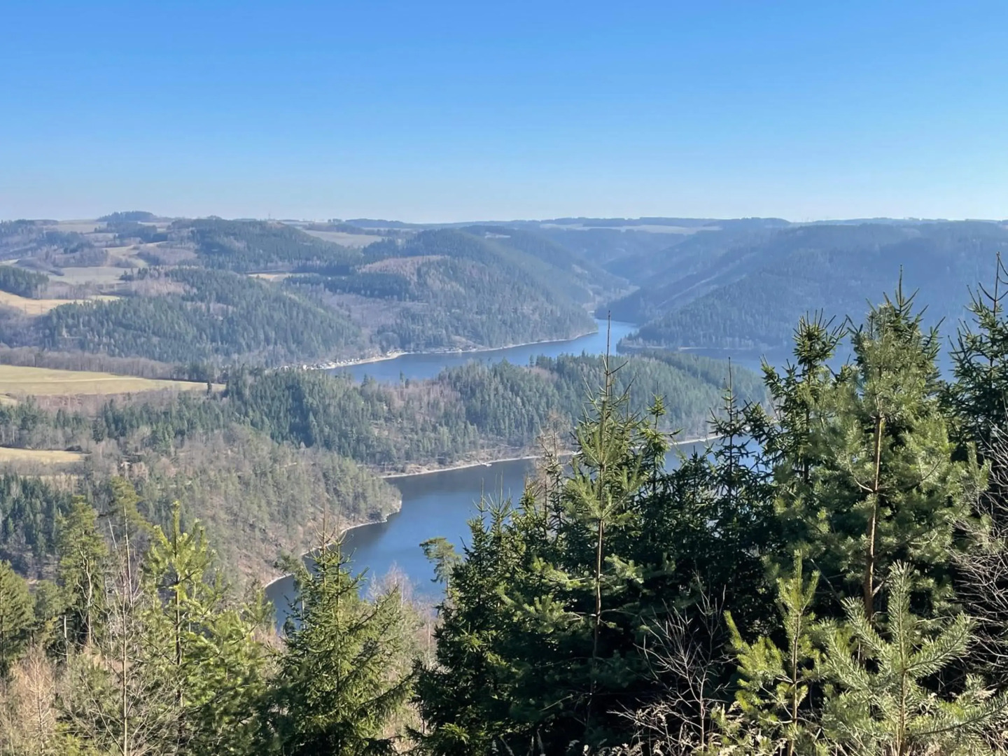 Apartment Rust-modernes Apartment mit Prime, Küche, WLAN, Garten