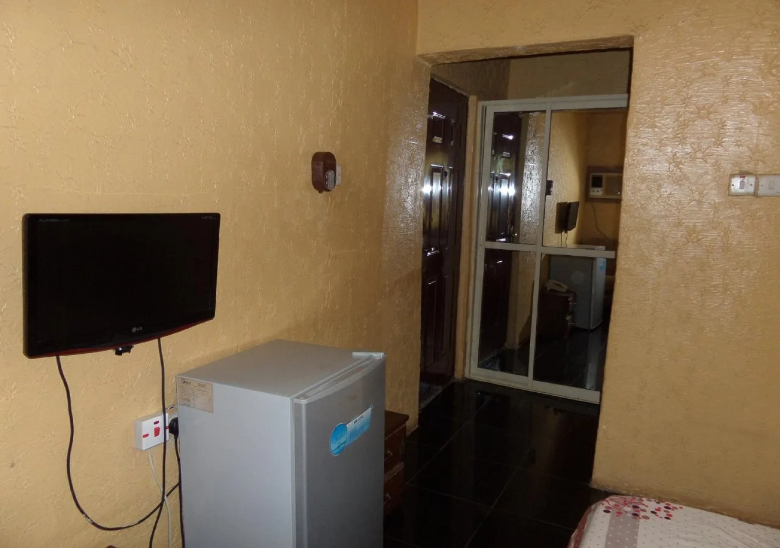 Abi-K Suites and Inn