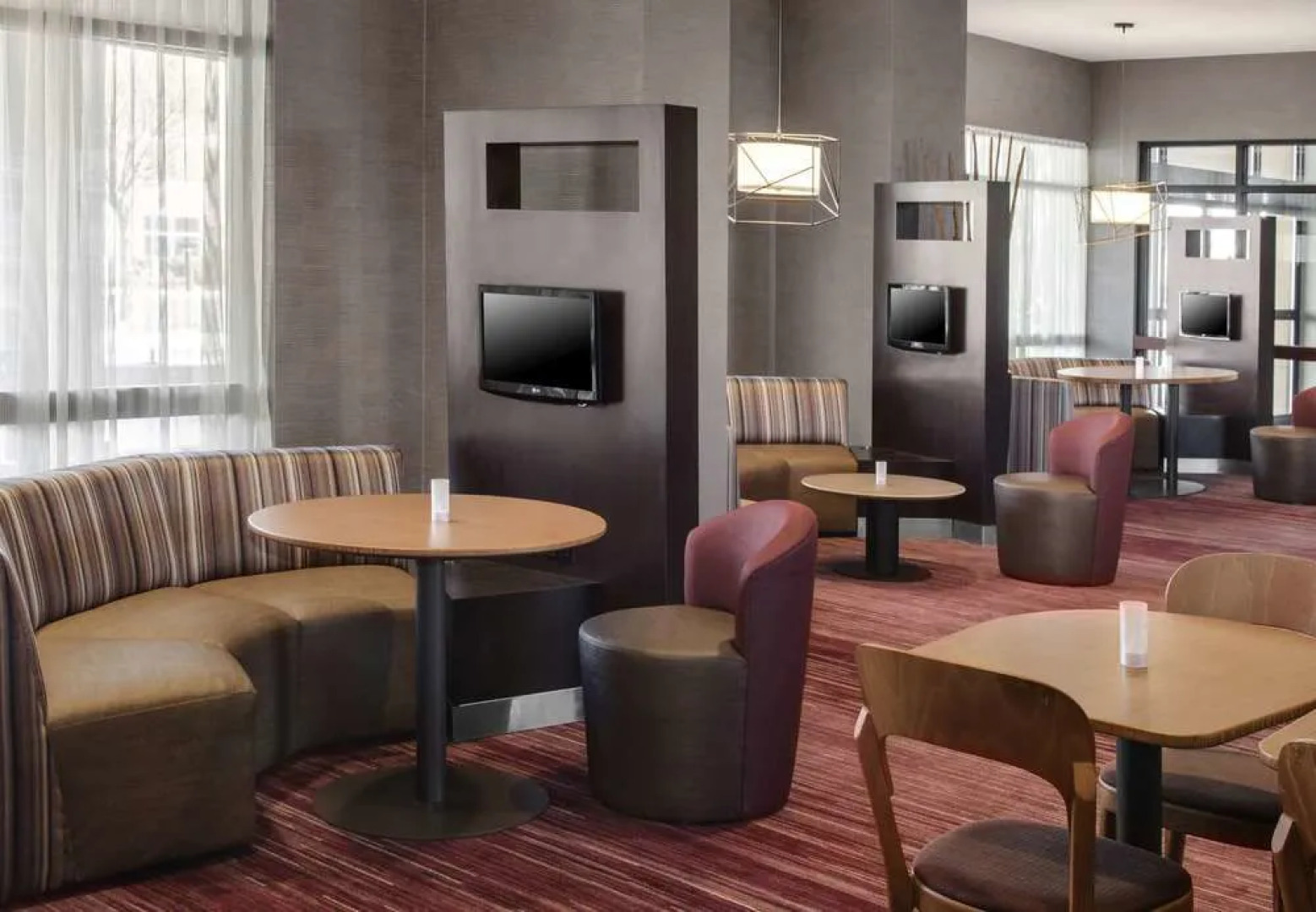 Courtyard Newark Elizabeth