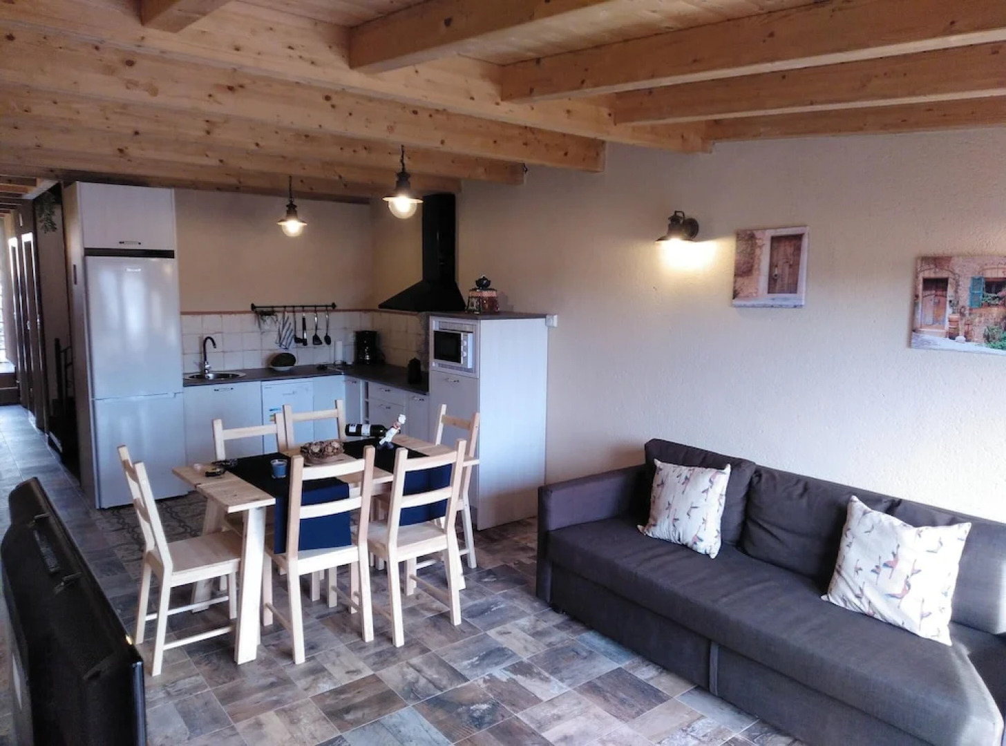 House With 3 Bedrooms in Alaejos, With Enclosed Garden and Wifi