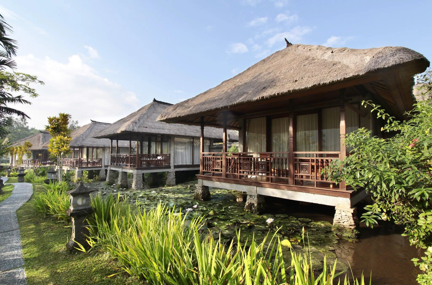 Santi Mandala Villa & Spa