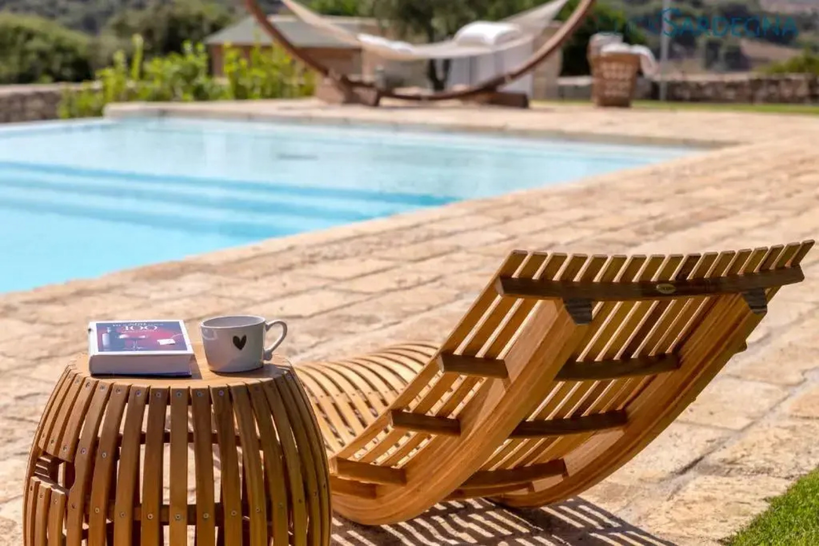 Fabulous Breath-taking Cottage With Pool and Spa