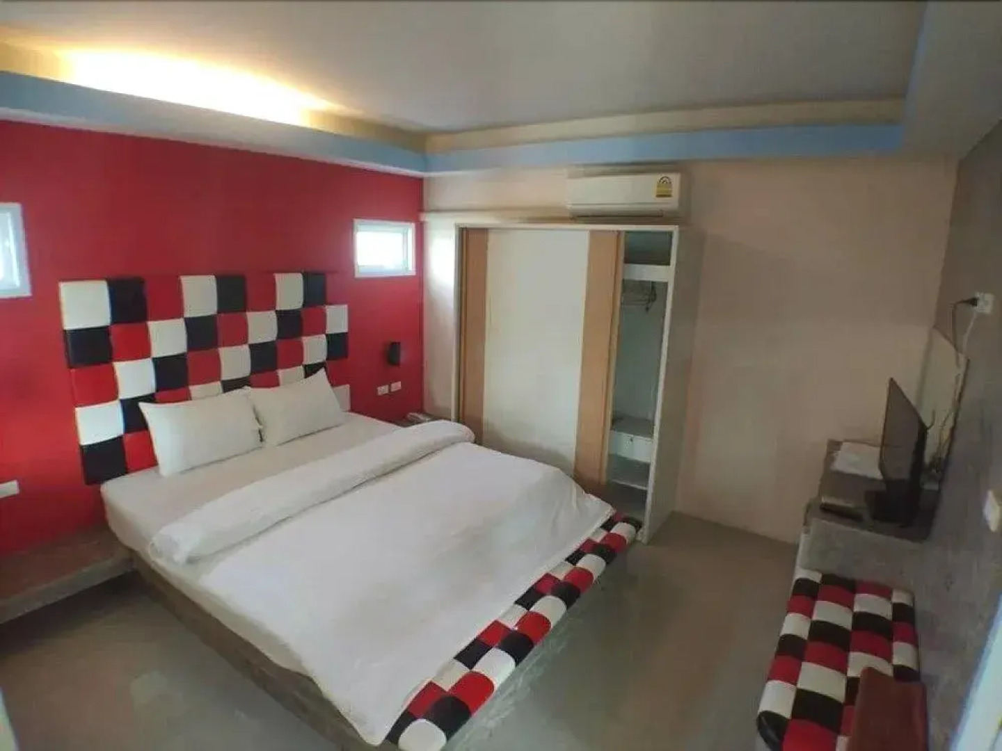 Suwannaphum Trang Resort