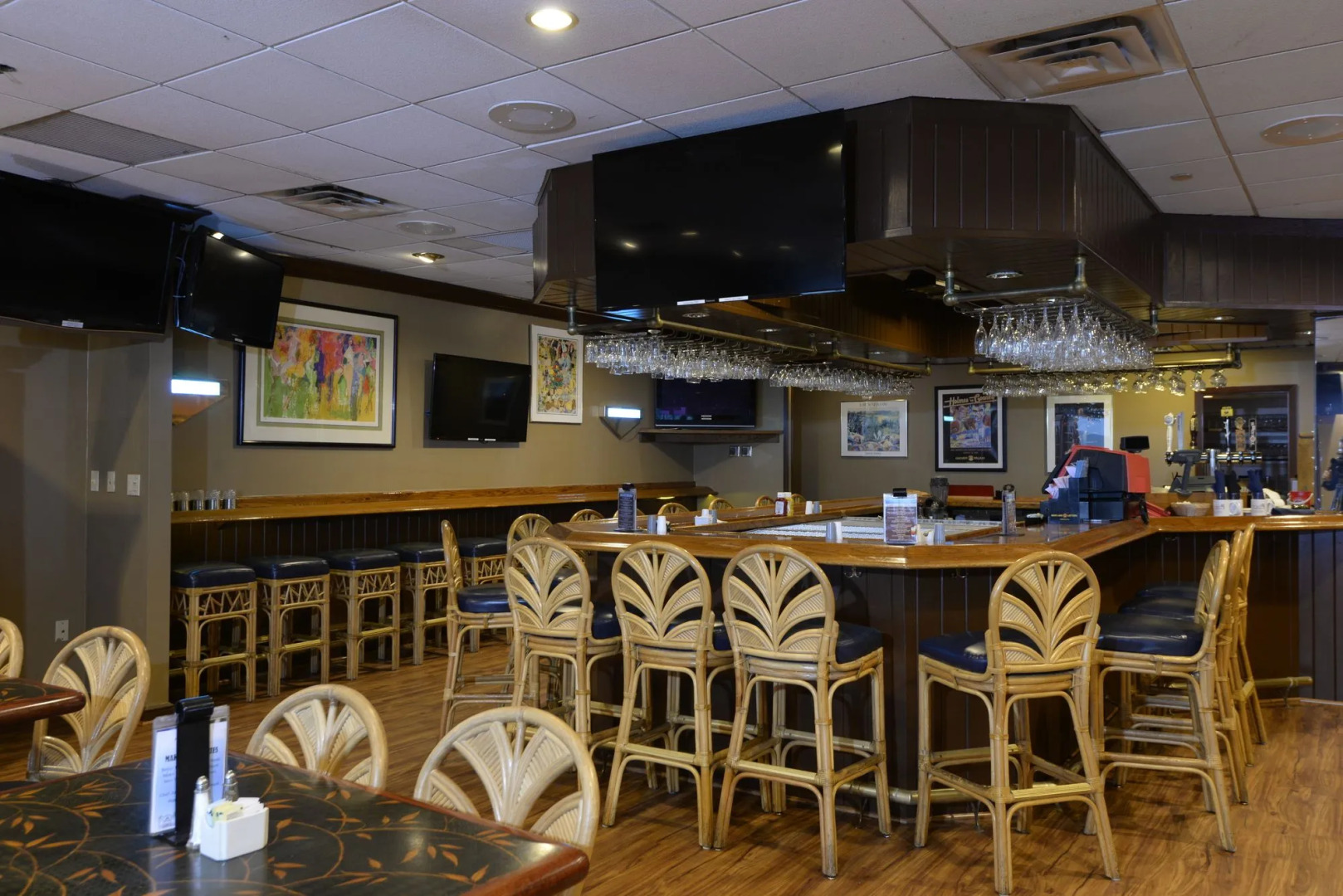 Marigot Beach Suites