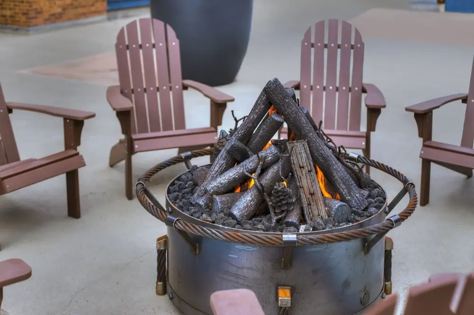 Perfectly Located 2 Story 2br 2ba Close To Lifts + Downtown 1 Bedroom Condo by RedAwning