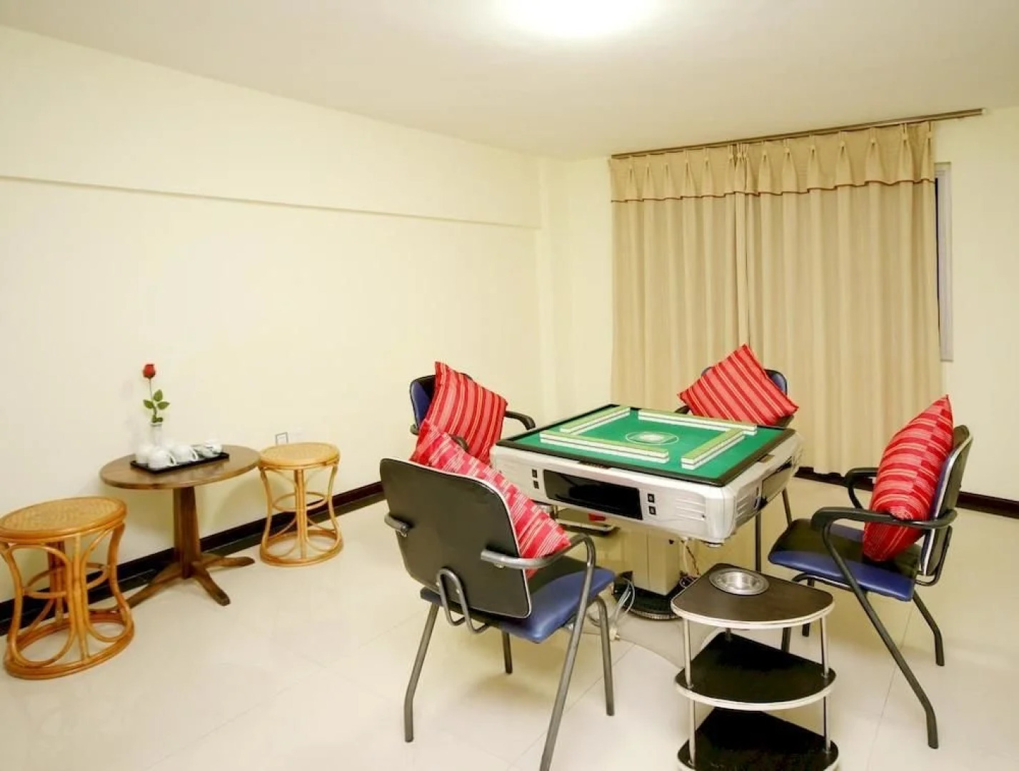 Tengchong Shun Xing Business Hotel