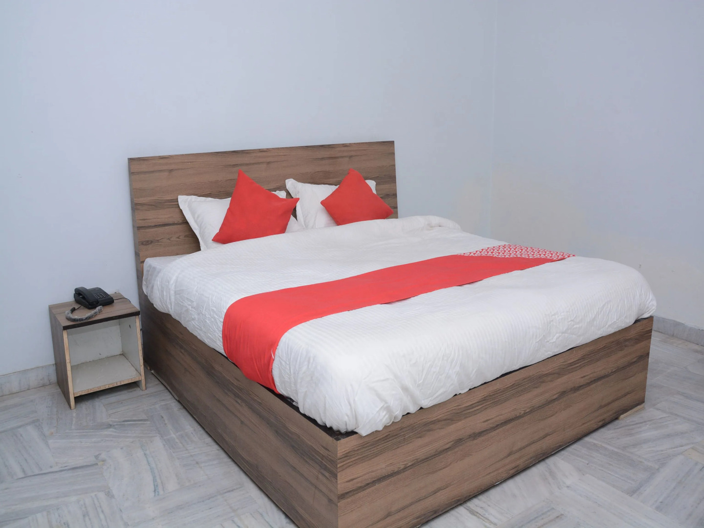 OYO 12180 Surya Prayagam