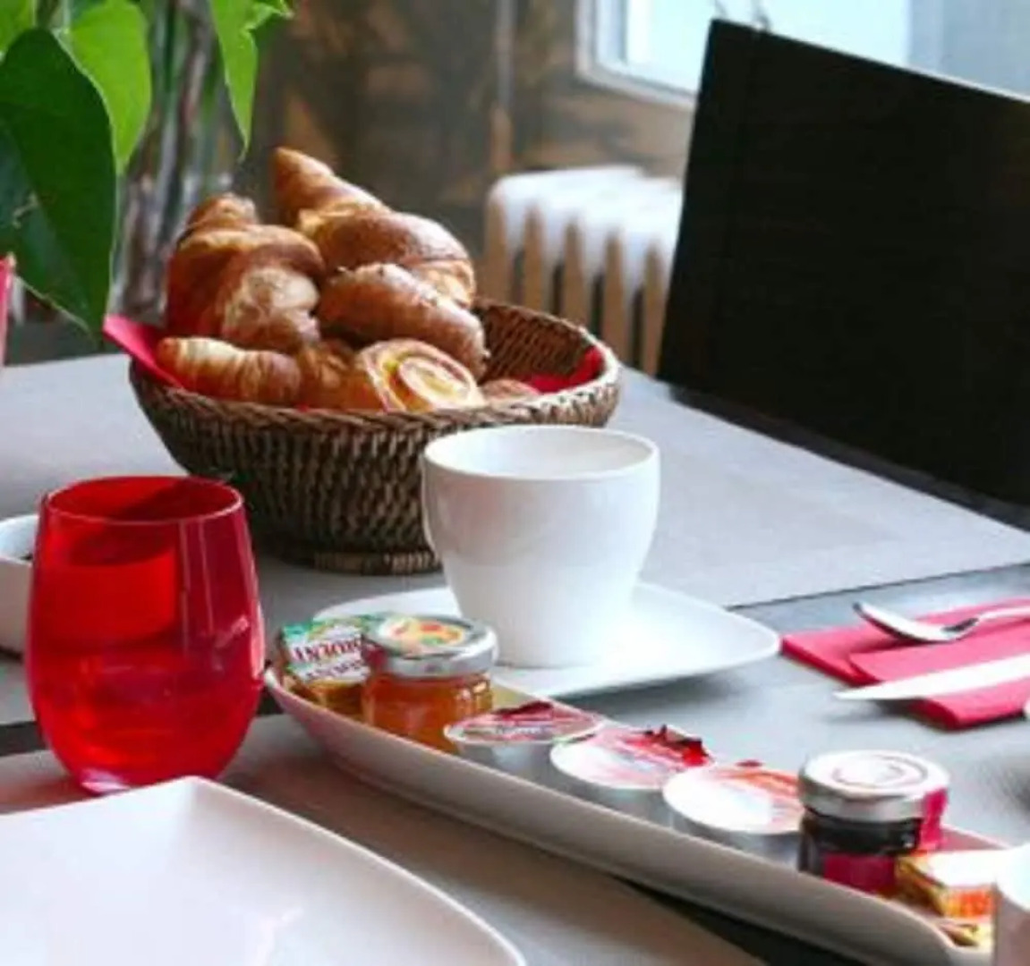 La Villa Julia Hotel