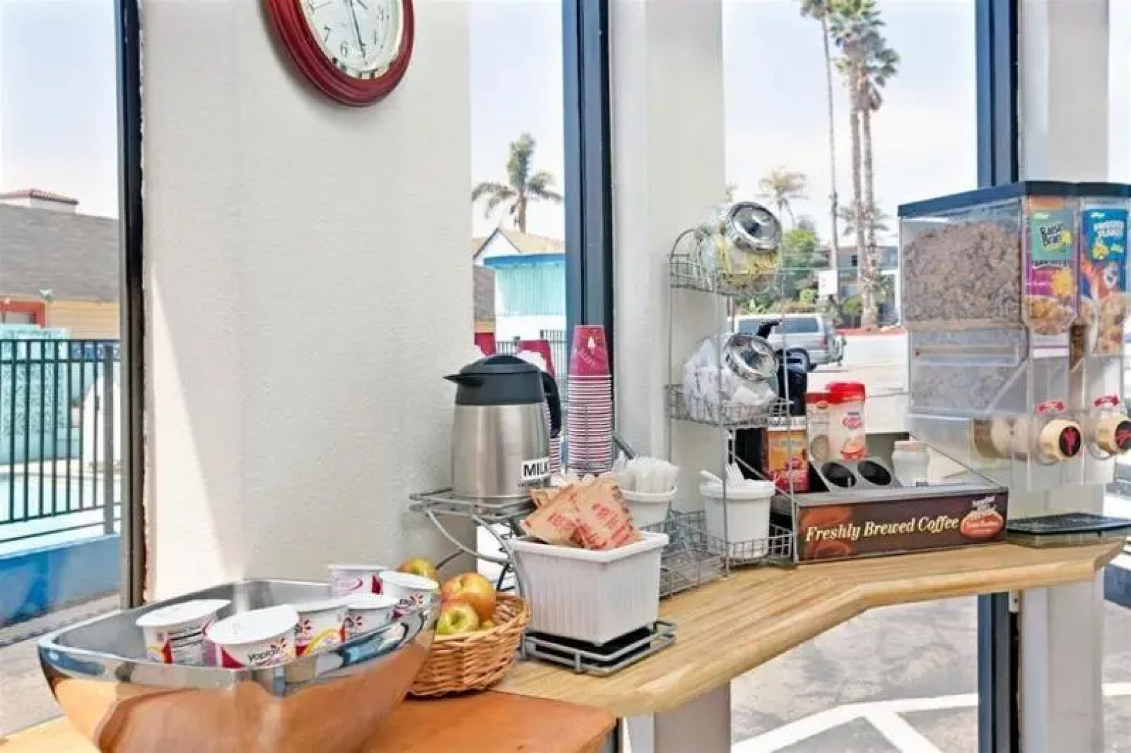 Super 8 Santa Cruz Beach Boardwalk West