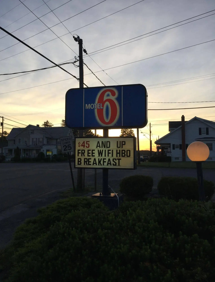 Motel 6 Frackville, PA