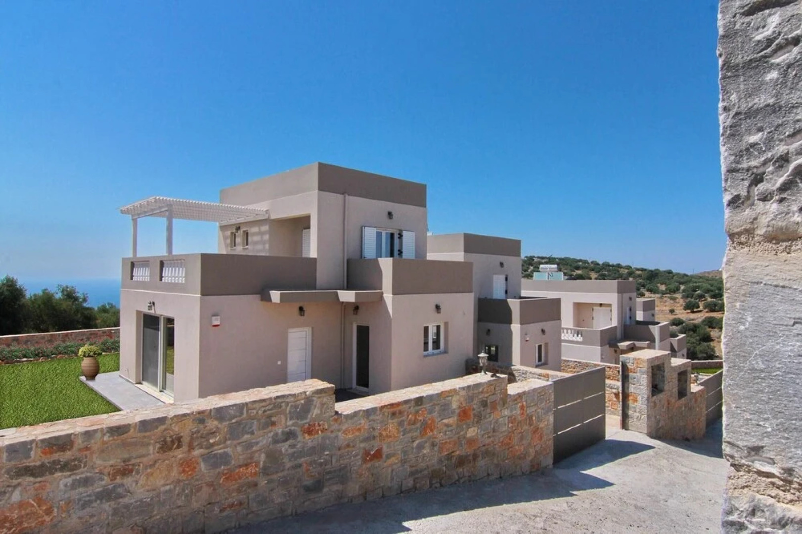 A Wonderful 3 Bedroom Villa in Kounali, Crete Perfect for a Family Vacation