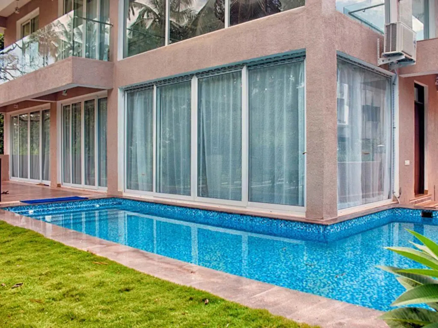 The Sea Horse Resort