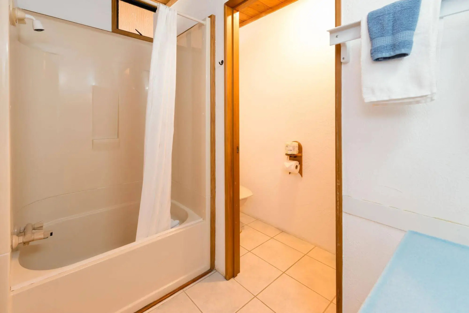 Swiss Chalet Lodge Motel