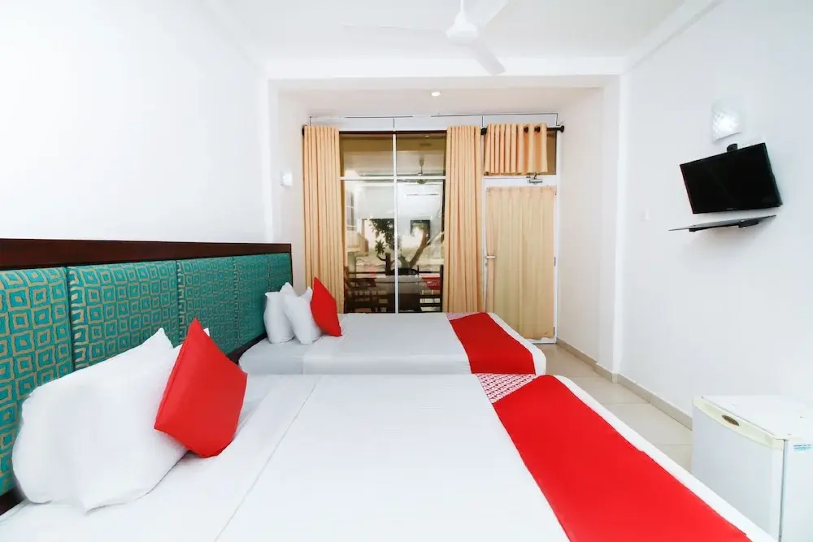 OYO 251 Milton Beach Resort