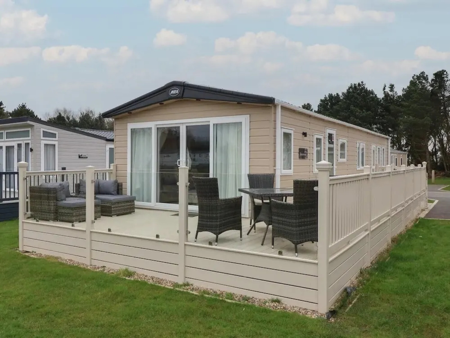Whispering Willows 2-bed Lodge in Scarborough