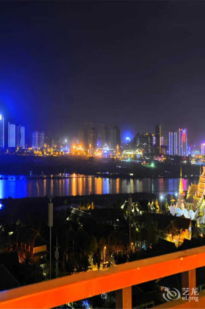 西双版纳澜湄万象观光酒店