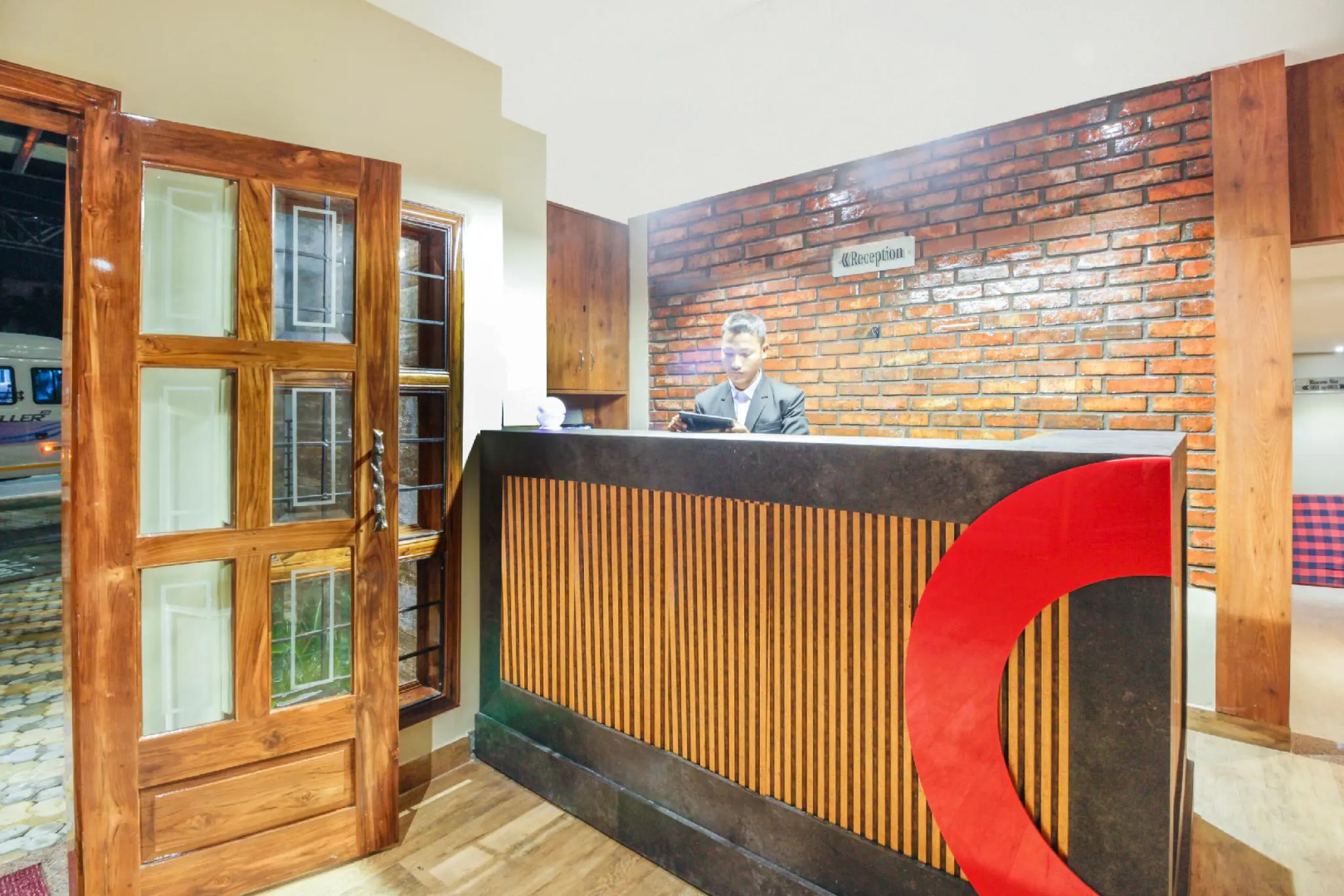 OYO Flagship 48845 Laxmi Residency