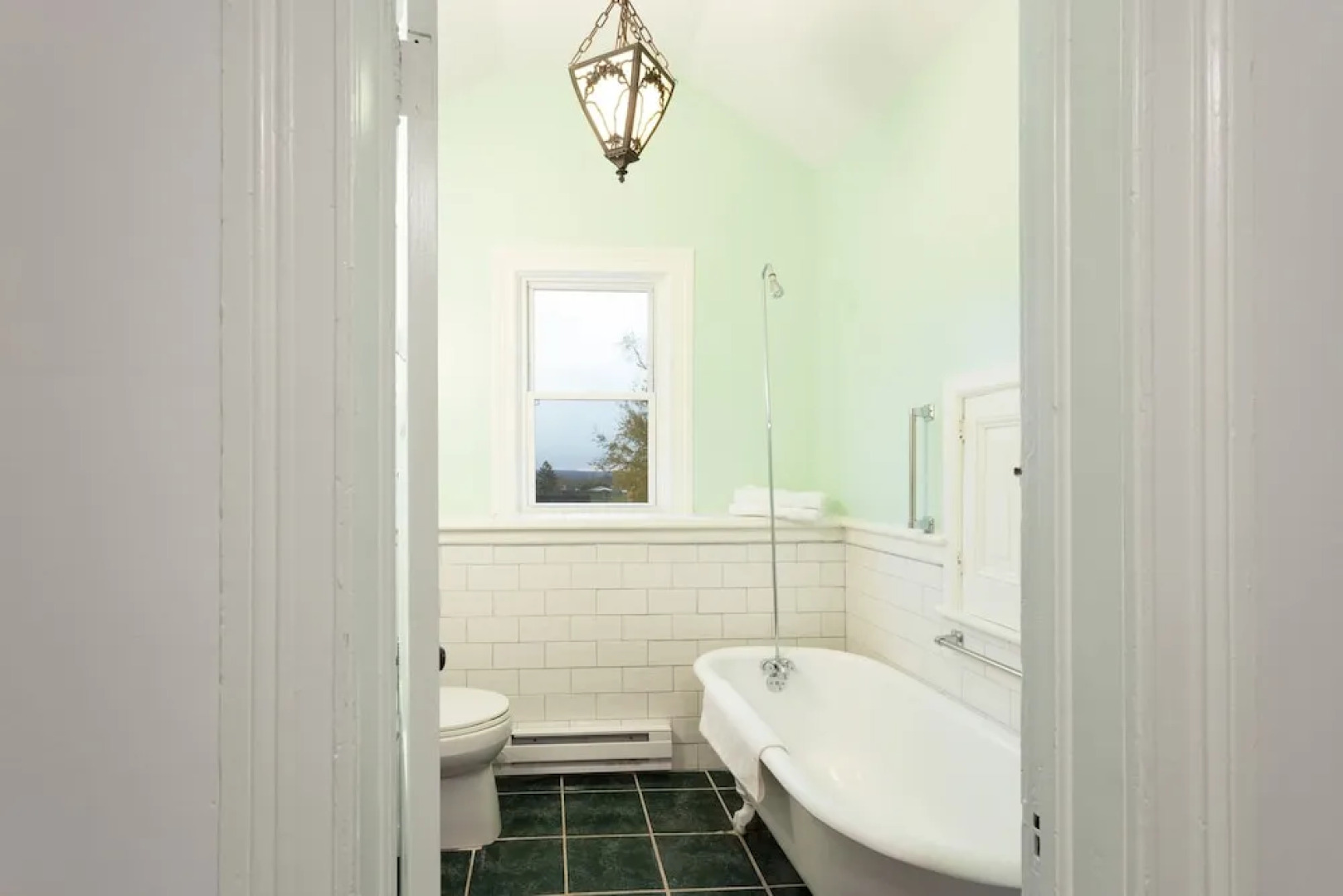 Elliot by Avantstay Historic Character Home in Great Location!