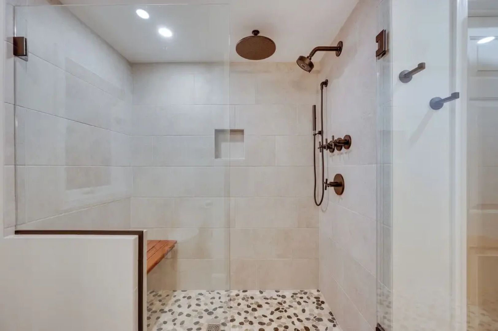 Ski-in Condo w/ Hot Tub on Burke Mtn Slopes!