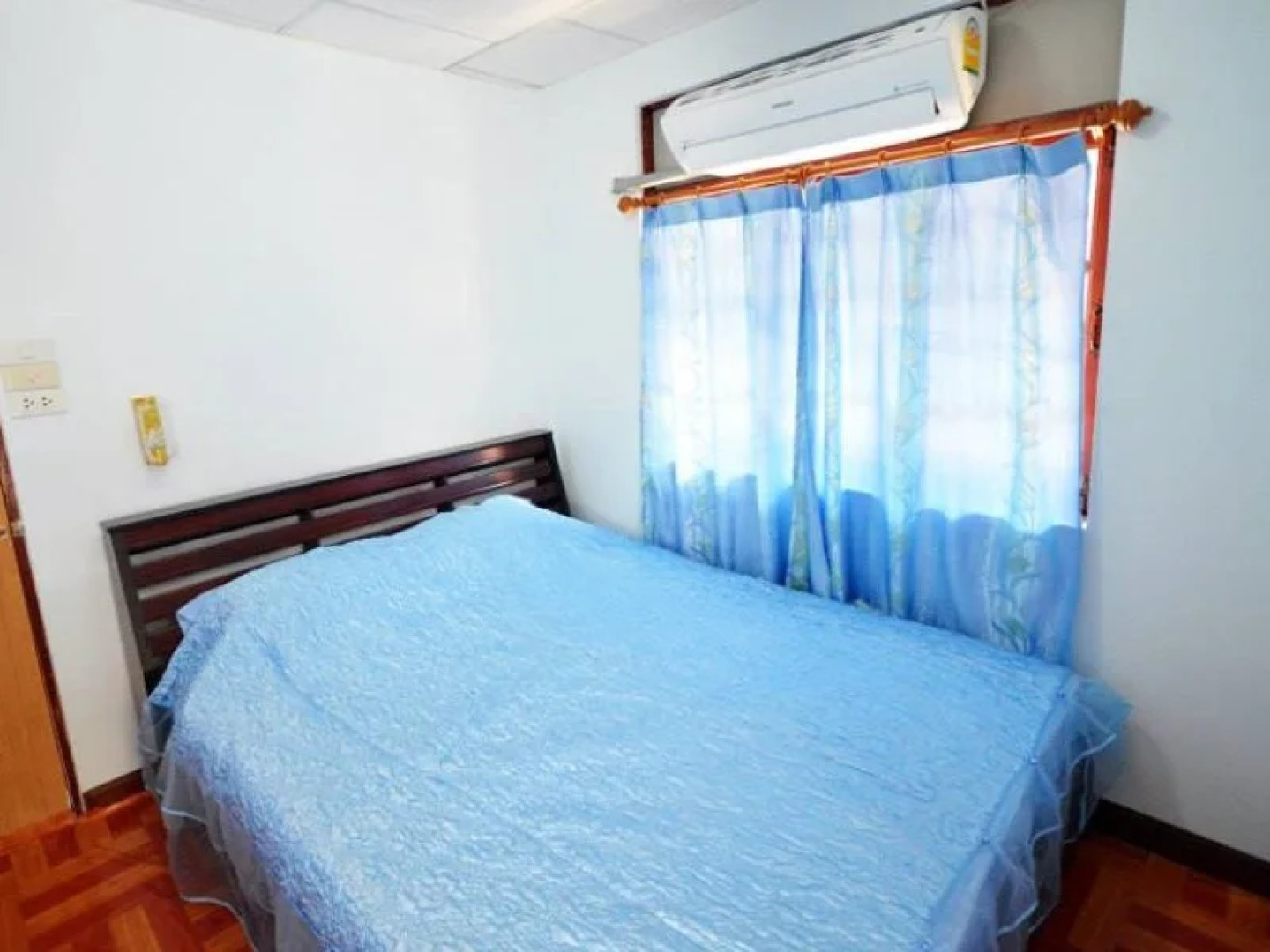 Baan Kamolsit Resort