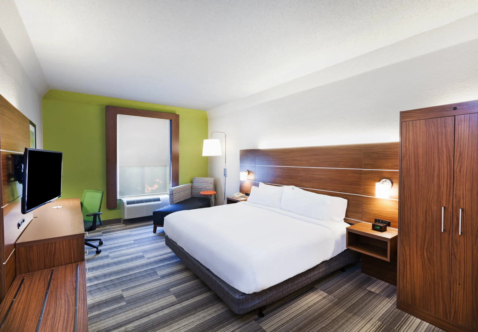 Holiday Inn Express & Suites Houston - Memorial Park Area by IHG
