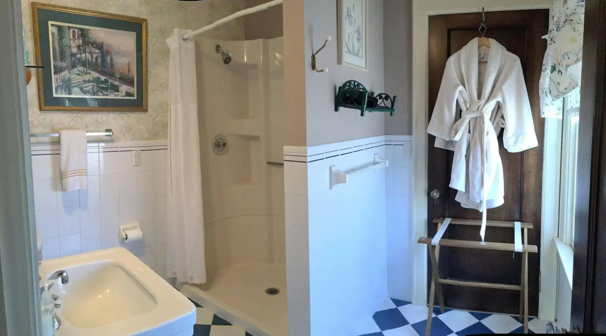 Barrington Manor Bed and Breakfast