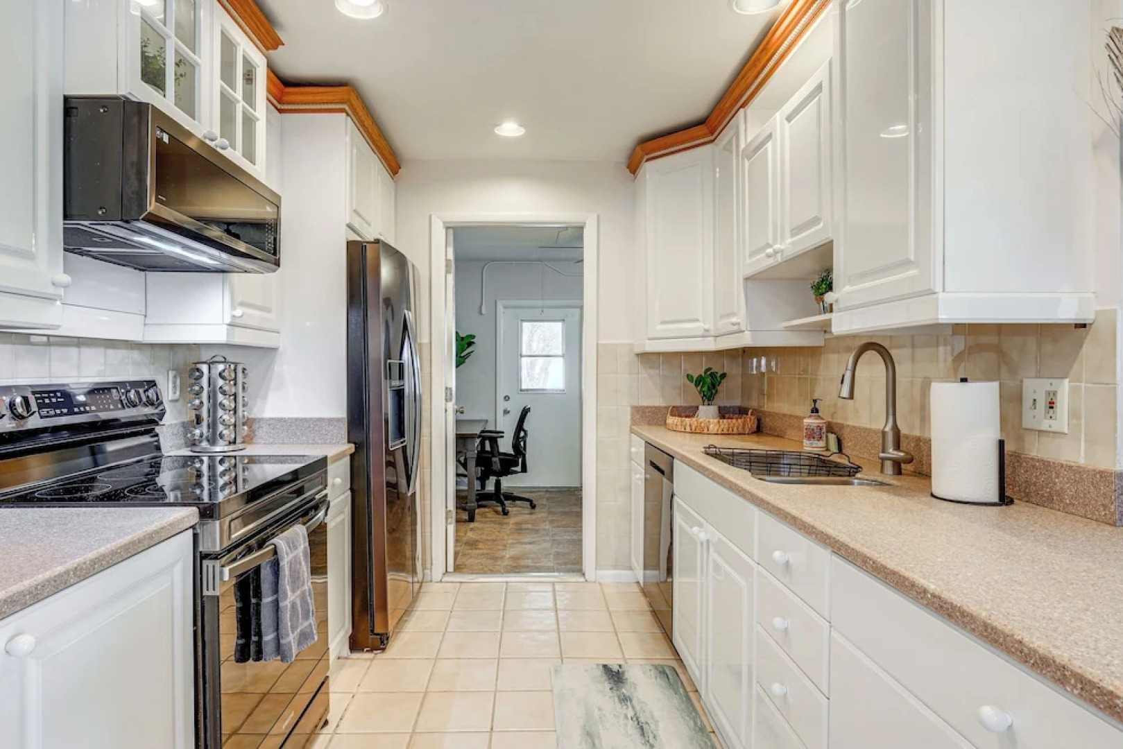 Pool, Game Room & Fire Table: Stuart Oasis