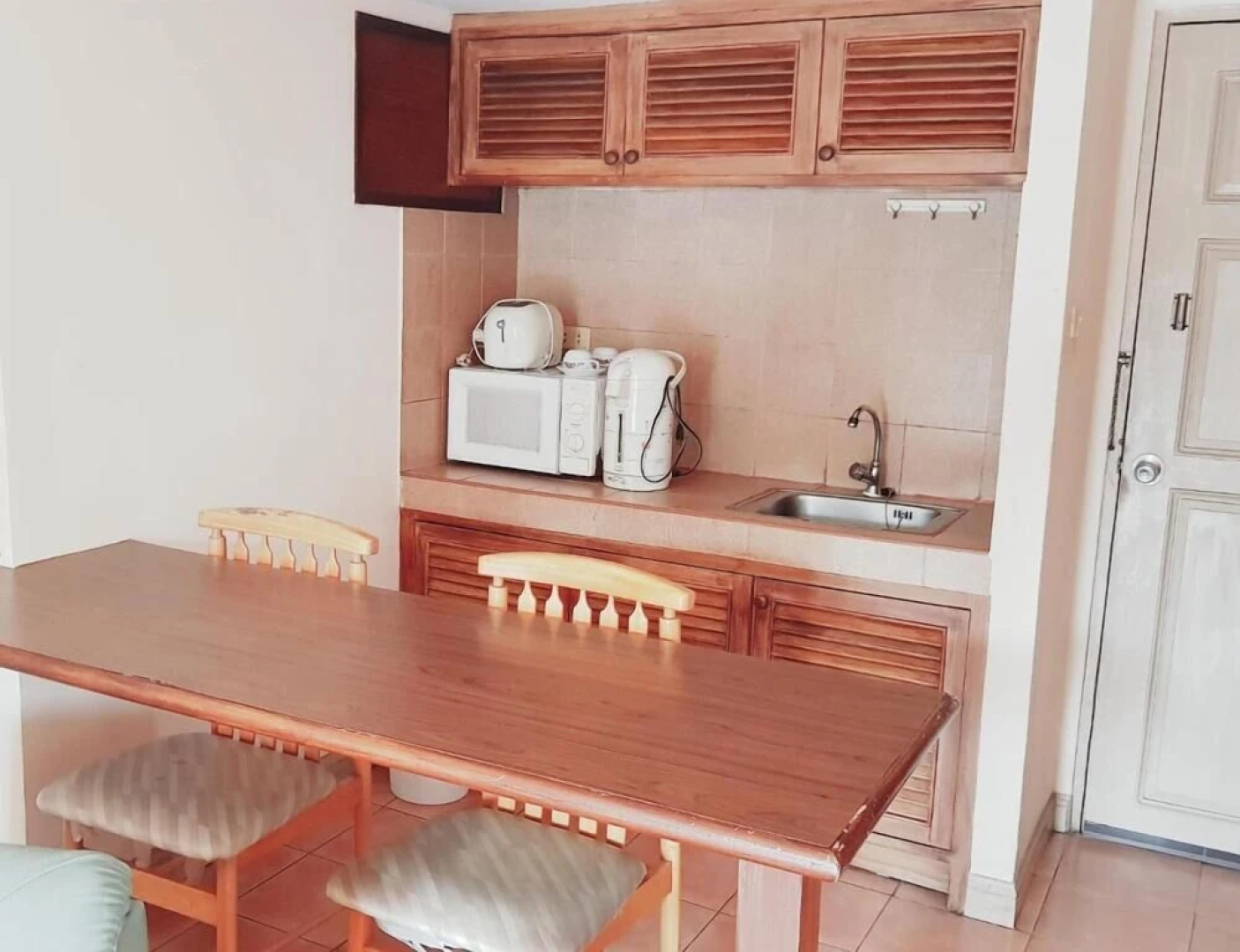 Walking Street Hostel by New Wave - Adults Only