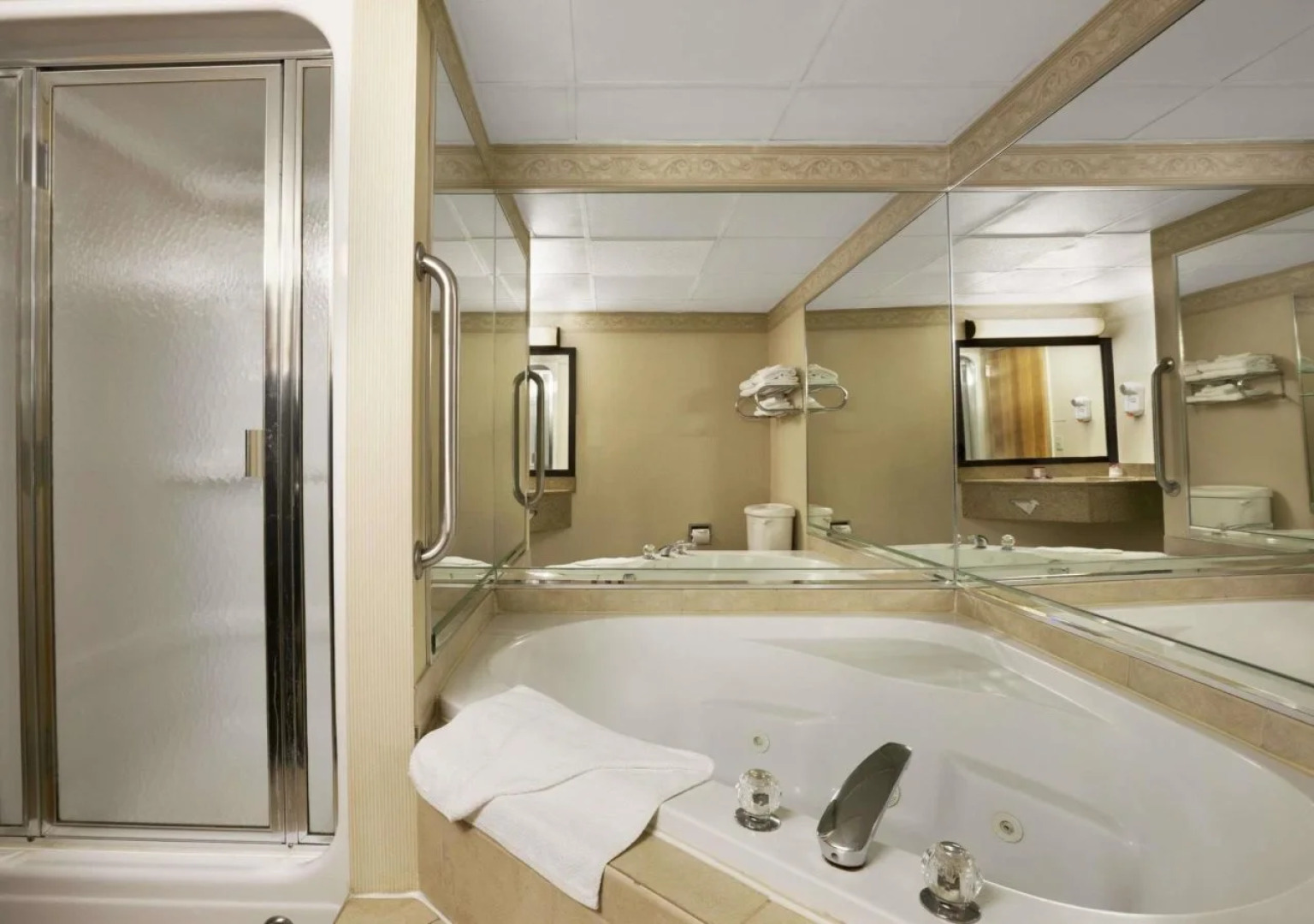 Clarion Inn Levittown - Philadelphia Langhorne