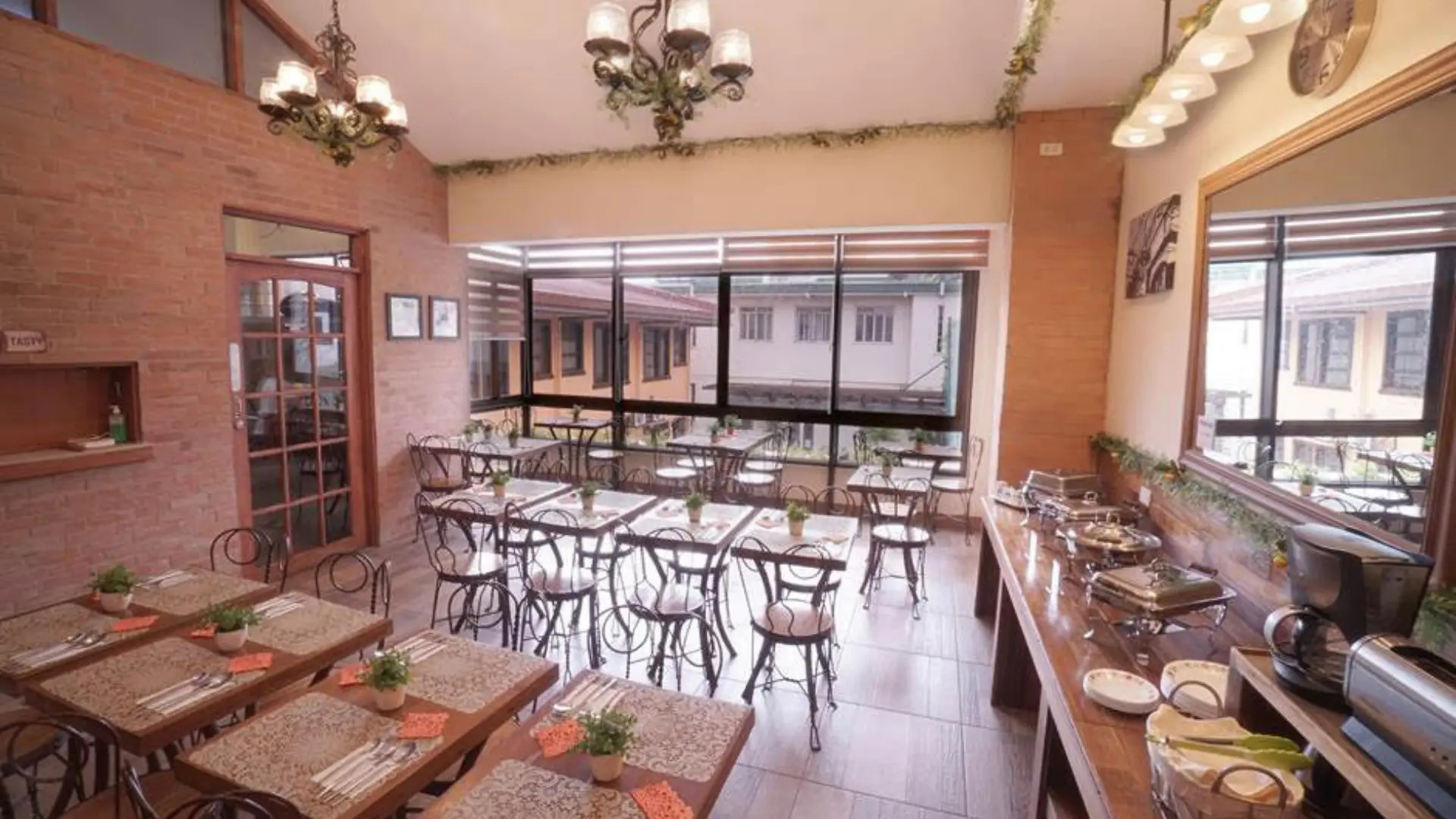 1775 Adriatico Suites