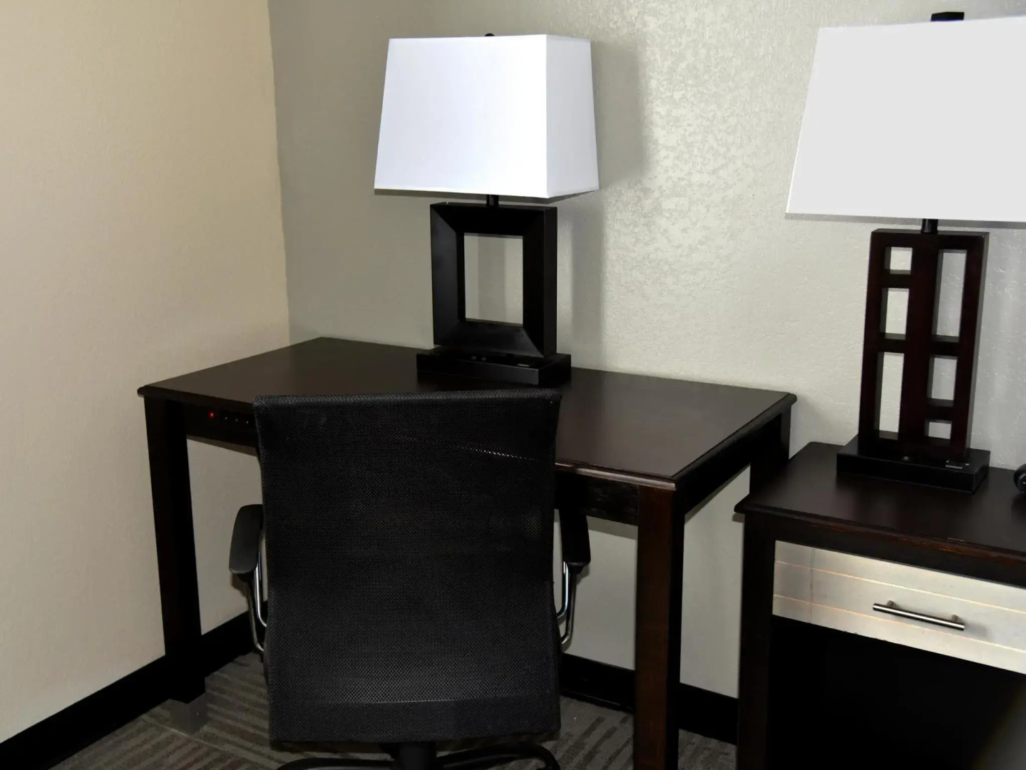 Regency inn and Suites