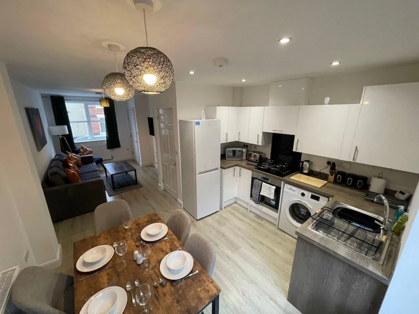 3 Bedroom New House with WiFi
