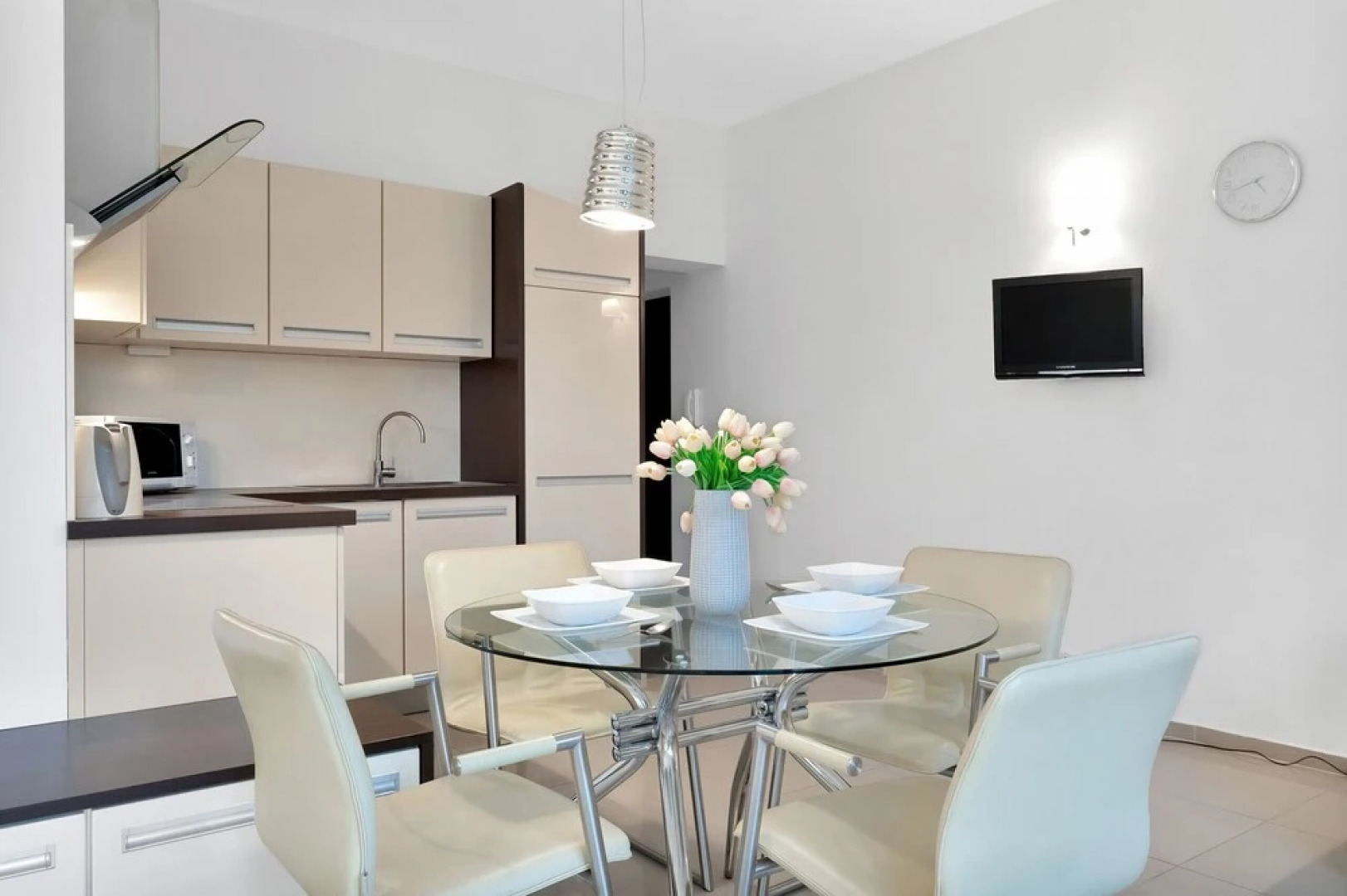 Apartments Lesna 17 by Renters